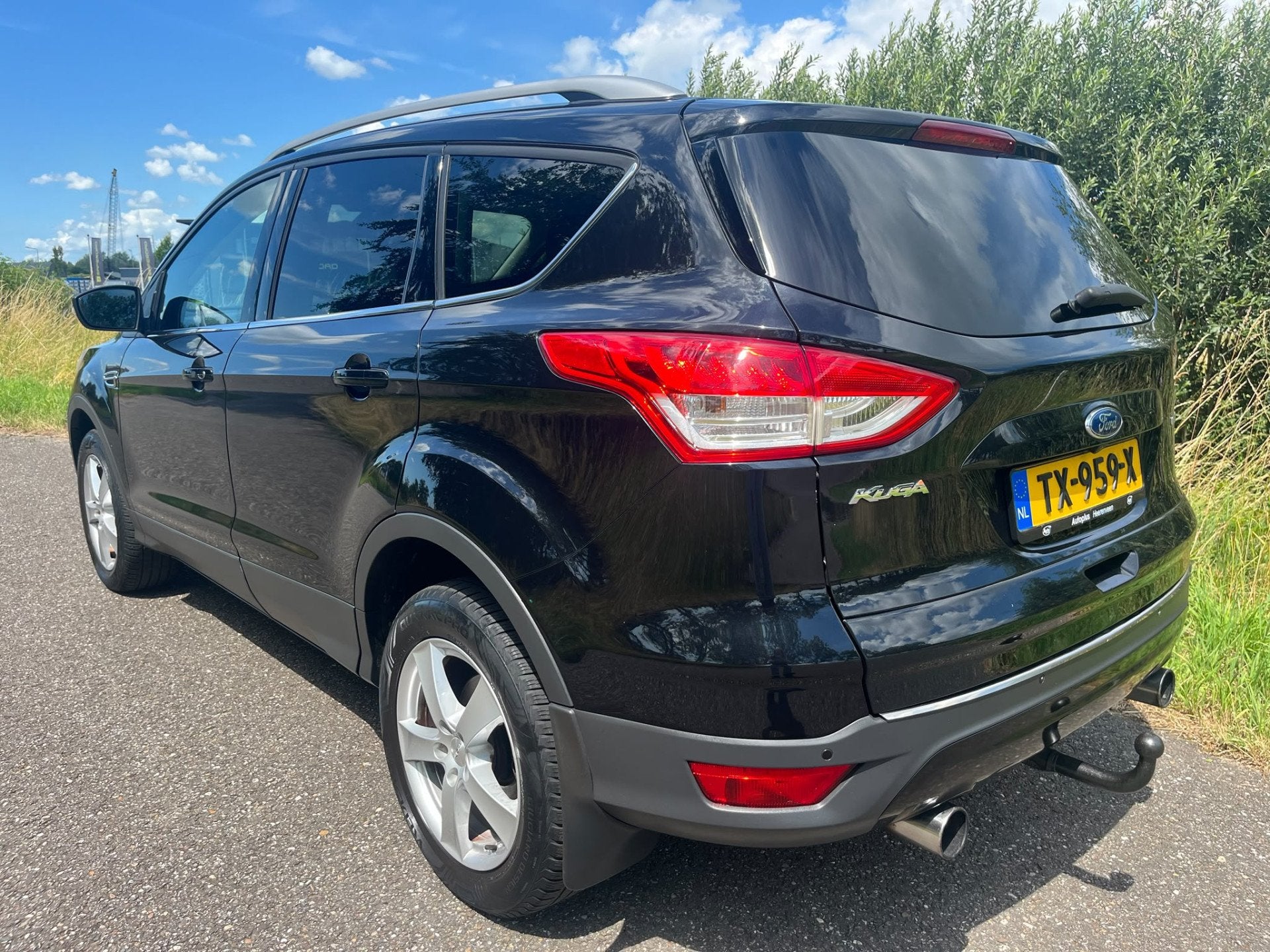 Ford Kuga 1.6 | Automaat | Clima | Cruise | Achteruitrijcame, Auto's, Ford, Euro 5, Gebruikt, 4 cilinders, Zwart
