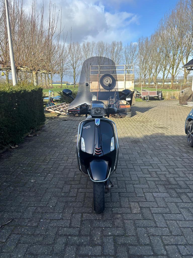 Vespa Sprint, Fietsen en Brommers, Scooters | Vespa, Zo goed als nieuw, Maximaal 45 km/u, Benzine, Ophalen