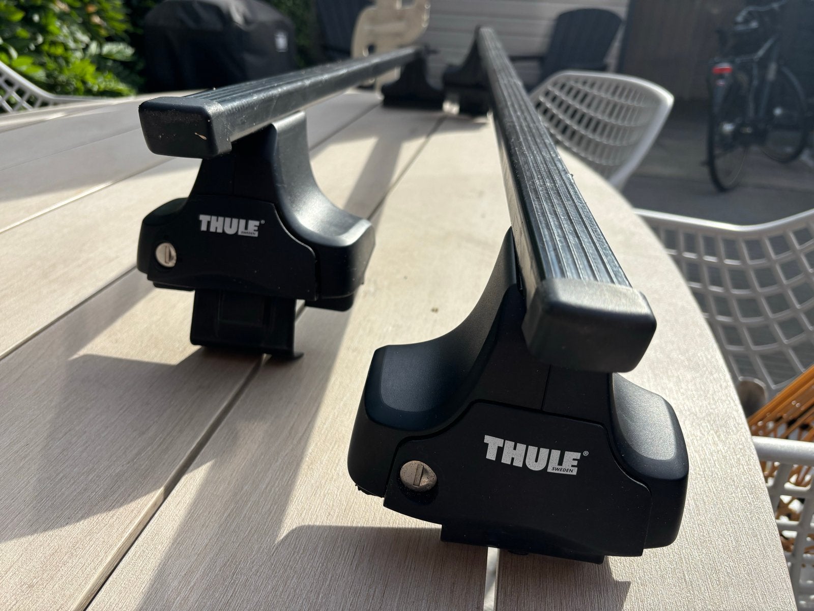 Thule dakdragers - Thule SquareBar dakdragers – o.a. VW Golf, Auto diversen, Ophalen, Zo goed als nieuw
