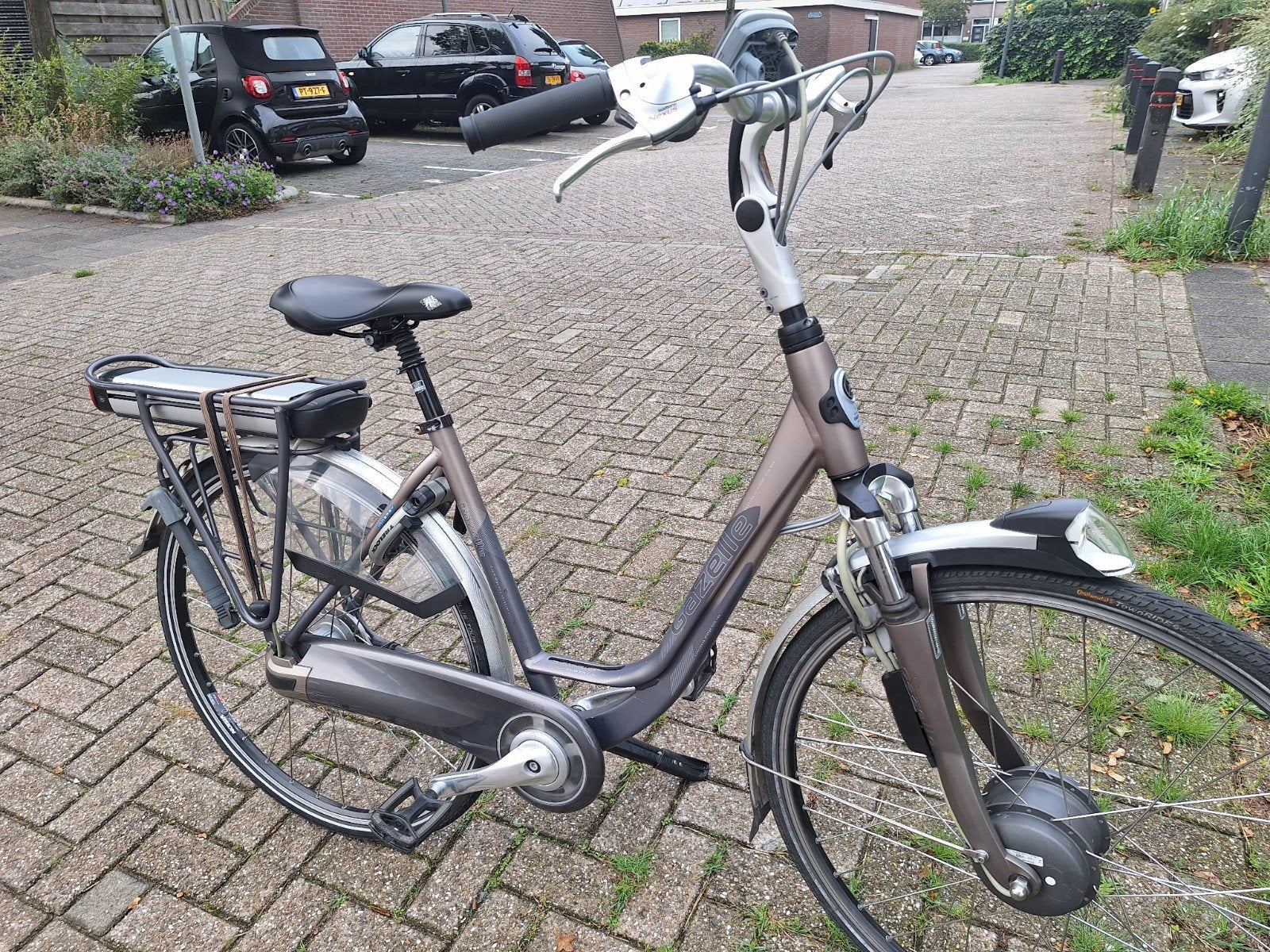 IN NIEUWE STAAT GAZELLE ORANGE XTRA ELEKTRISCHE DAMESFIETS, Ophalen, Zo goed als nieuw, 47 tot 51 cm, 50 km per accu of meer