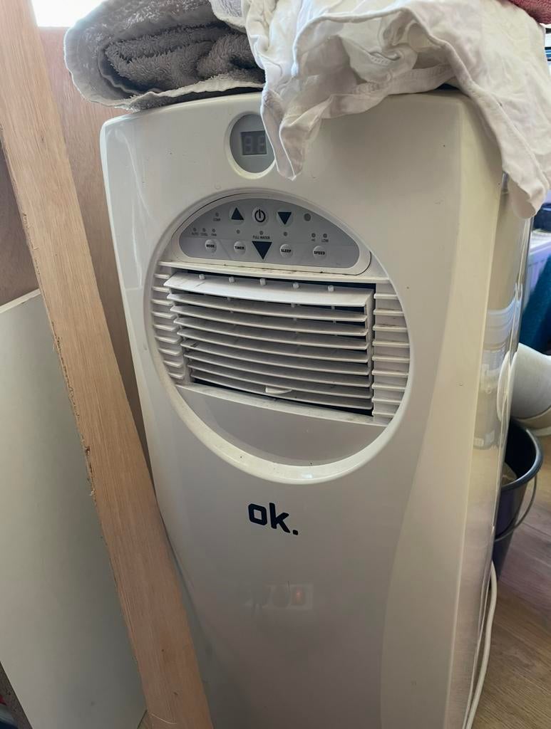 Instelbare Mobiele airco OK OAC701, Ophalen, Gebruikt, Minder dan 60 m³, 2 snelheden