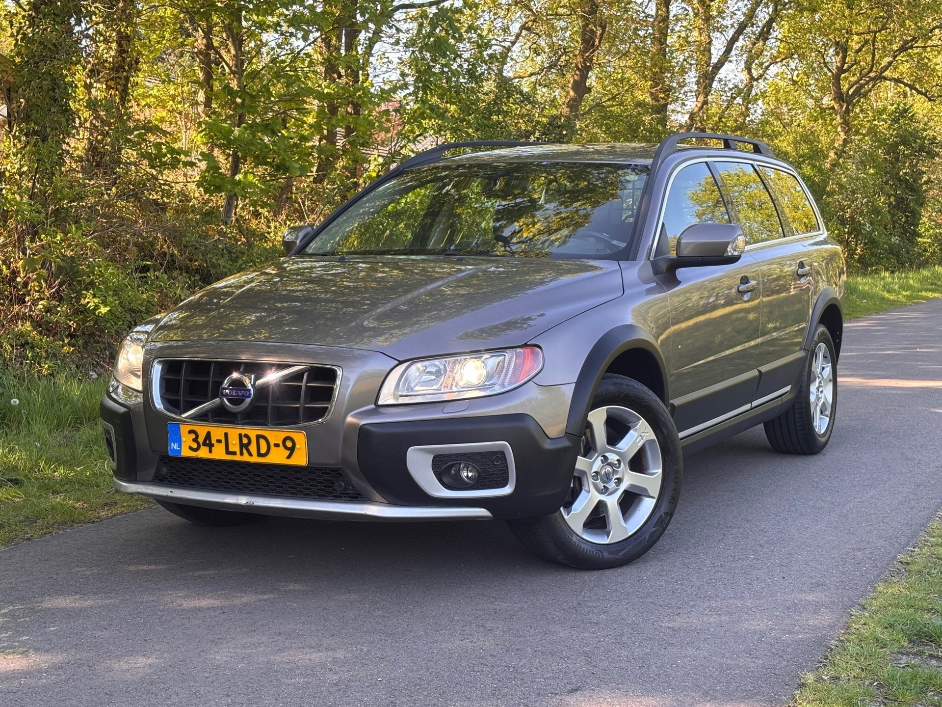 Volvo XC70 2.0 D3 FWD Summum | Airco + Cruise control + Lede, Euro 5, 15 km/l, Gebruikt, 1984 cc