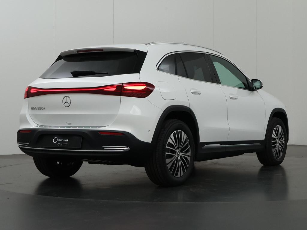Mercedes-Benz EQA 250+ Business Solution Luxury 71 kWh | Pan, Zwart, 445 min, Leder en Stof, Wit
