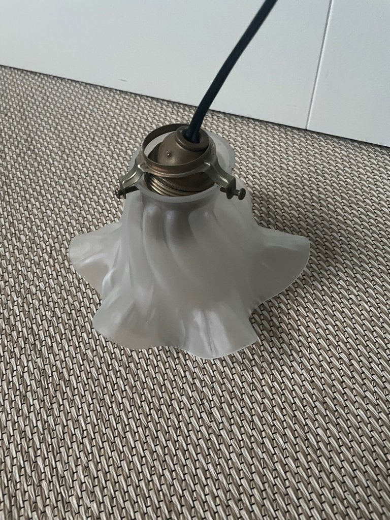 Brocante glazen hanglampje met koperen fitting, Gebruikt, Glas, Brocante, E27 (groot)