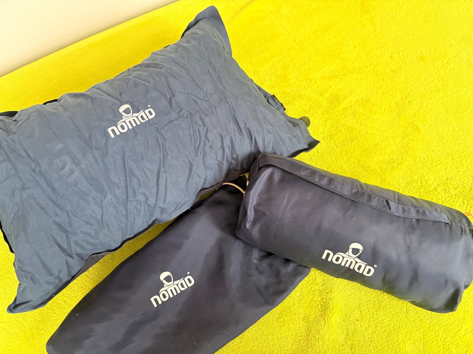 Nomad kussen 2x selfinflateble - Ideaal voor festival, Caravans en Kamperen, Ophalen of Verzenden, Zo goed als nieuw