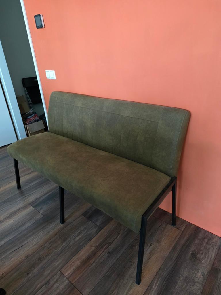 Olijfgroene eethoekbank - 140x100x60 cm, Ophalen, Minder dan 75 cm, Zo goed als nieuw, Stof