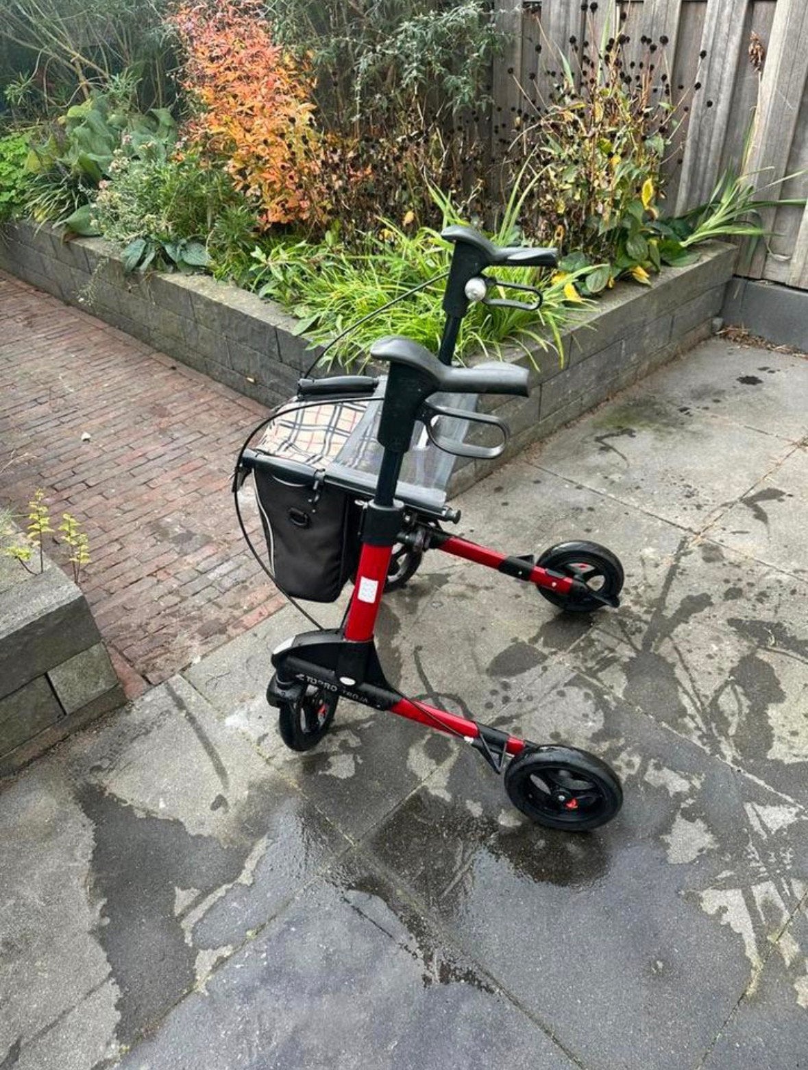 Rollators Topro Troja 2G S/M  bezorging mogelijk/verzenden, Diversen, Rollators, Ophalen of Verzenden, Lichtgewicht, Zo goed als nieuw