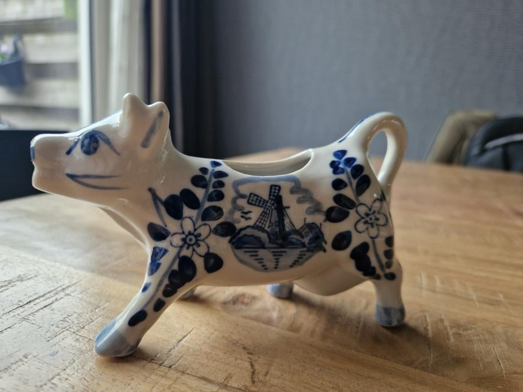Handgeschilderde Melkschenker Koe - Delfts Blauw Stijl, Gebruikt, Keramiek, Overige typen, Ophalen of Verzenden