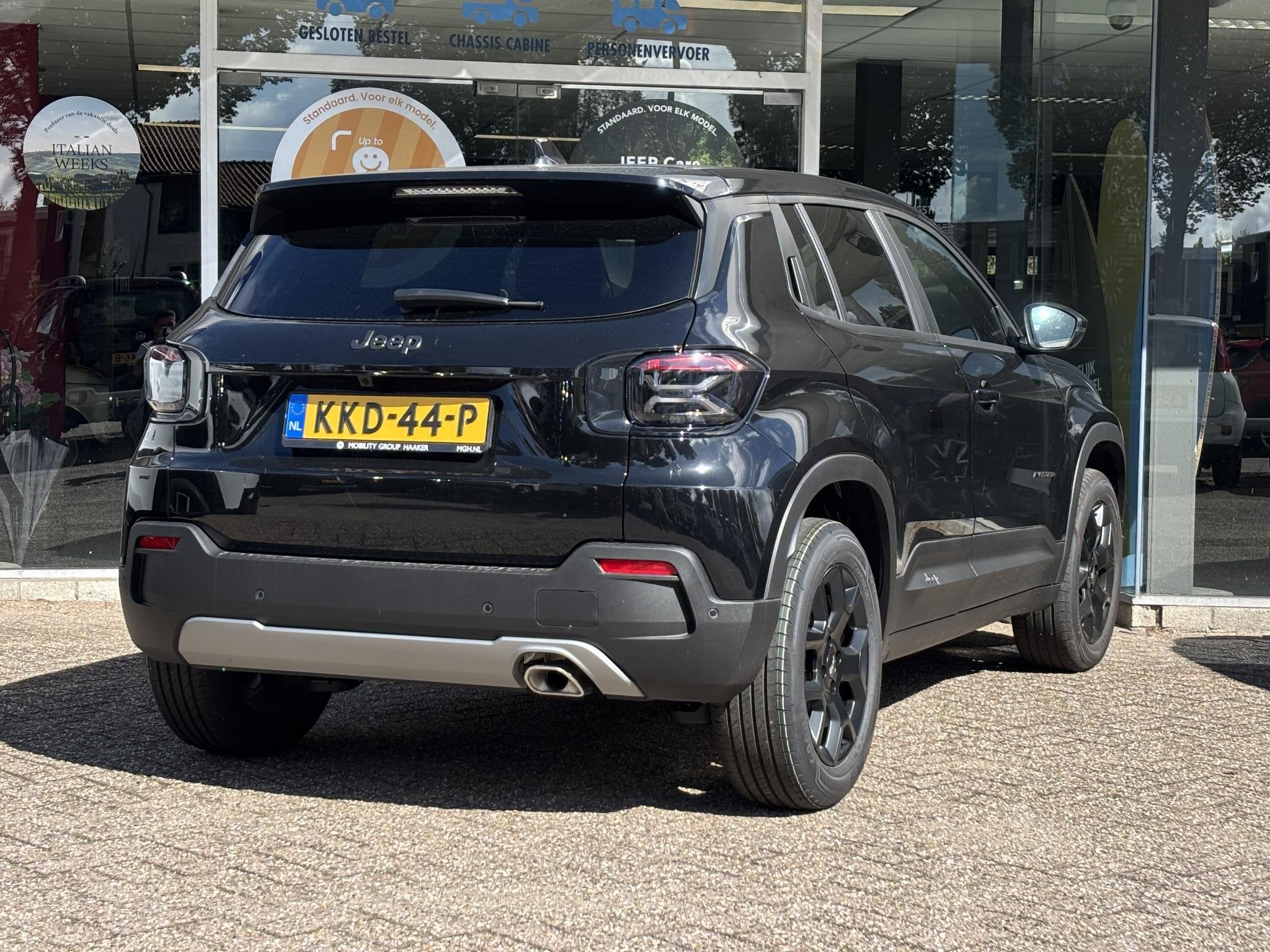Jeep Avenger 1.2 e-Hybrid Black Edition | Apple-Android | Pa, Auto's, Gebruikt, Euro 6, 1199 cc, Zwart