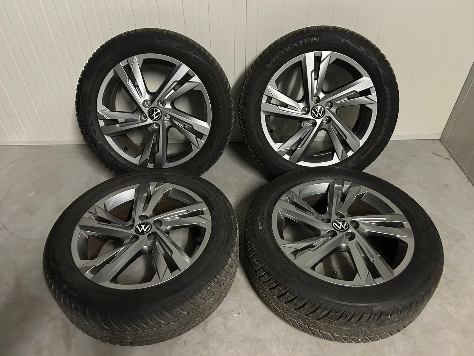 Originele VW Taiga T-Cross Polo Valencia 17 inch 5x100 2022, Auto-onderdelen, Banden en Velgen, Ophalen, Gebruikt, Banden en Velgen