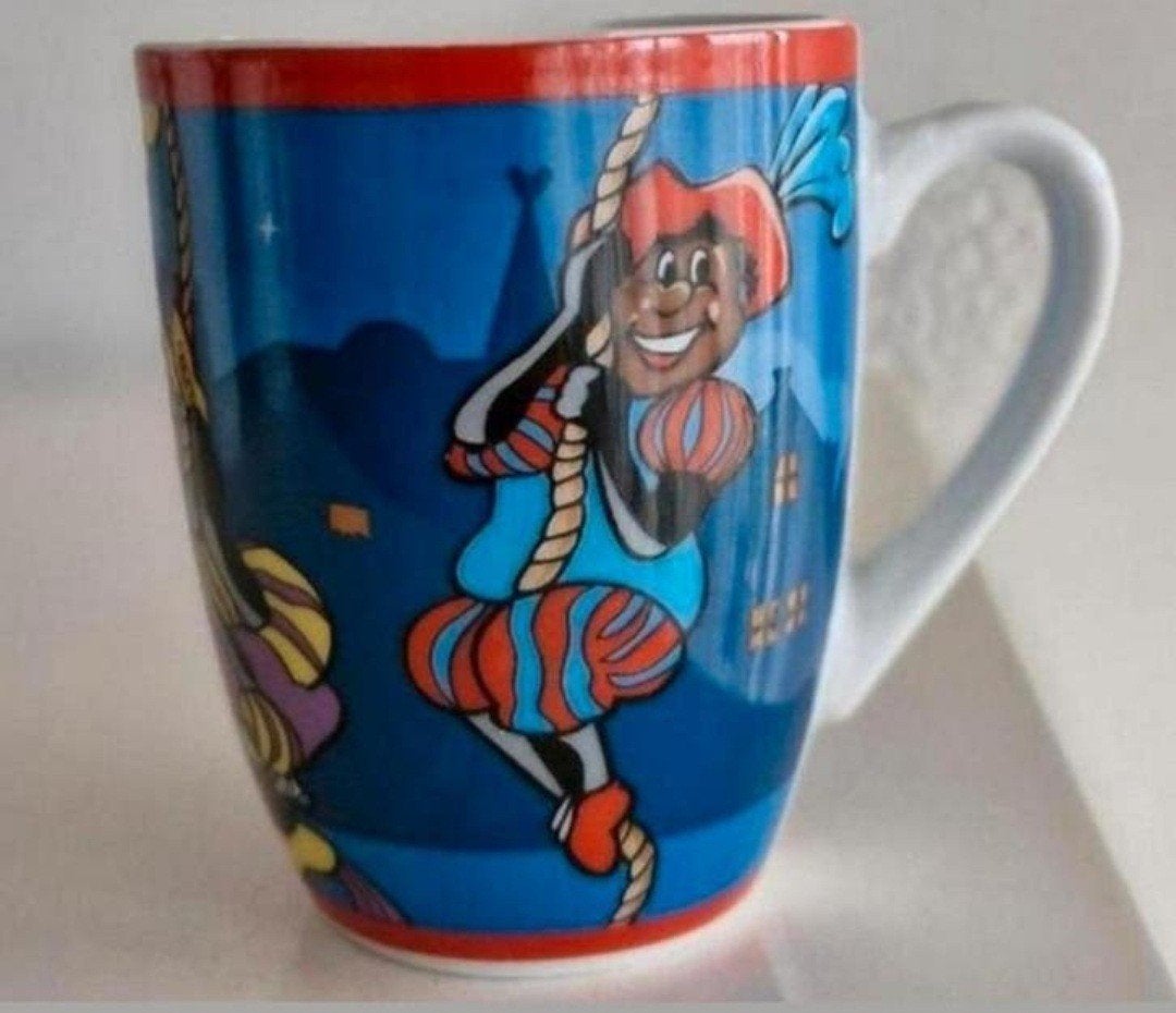 Beker met verschillende Zwarte Pieten, Verzenden