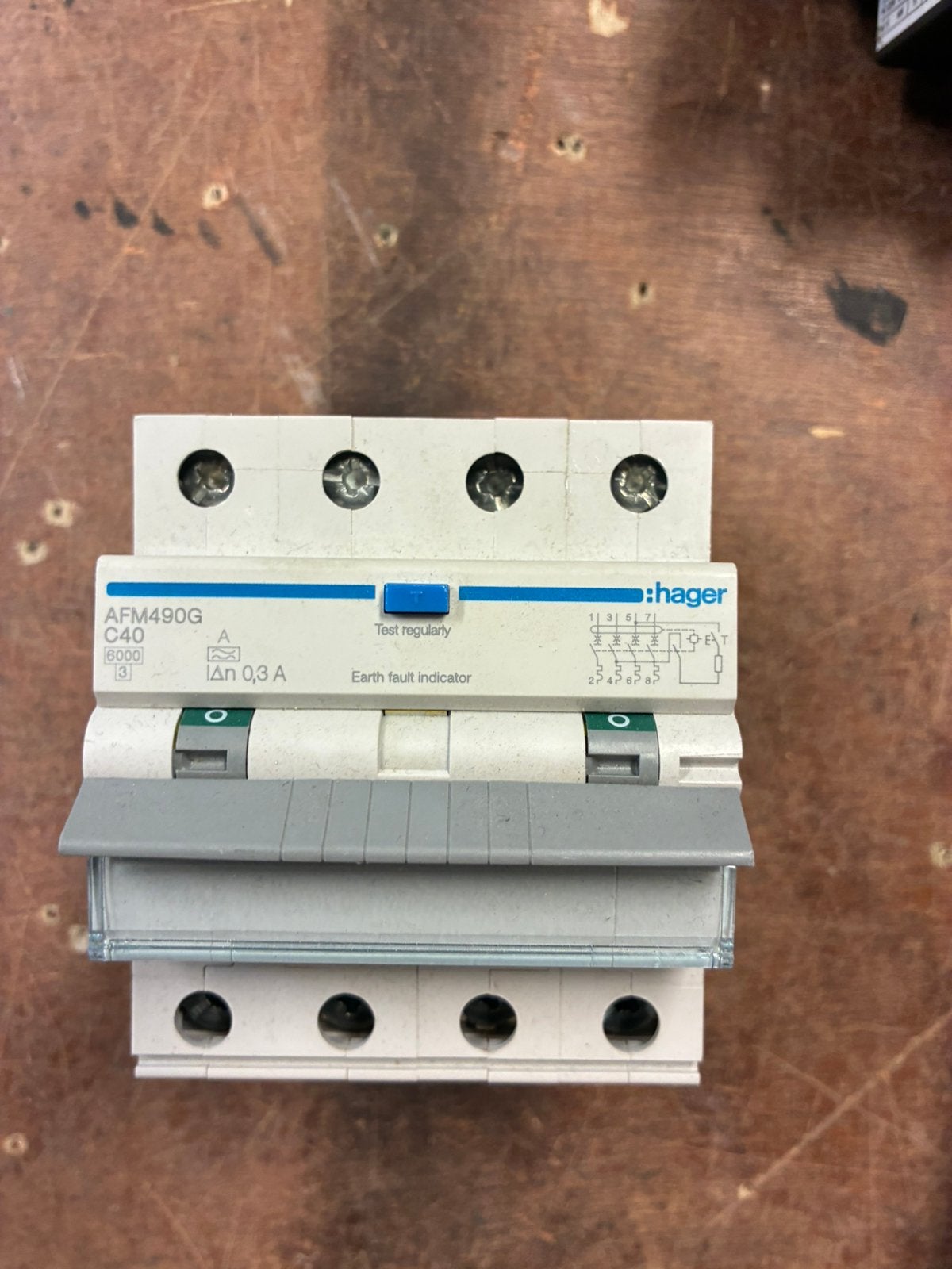 hager aardlekautomaat  c40 3p+n 30ma, Ophalen of Verzenden, Zo goed als nieuw, Overige typen
