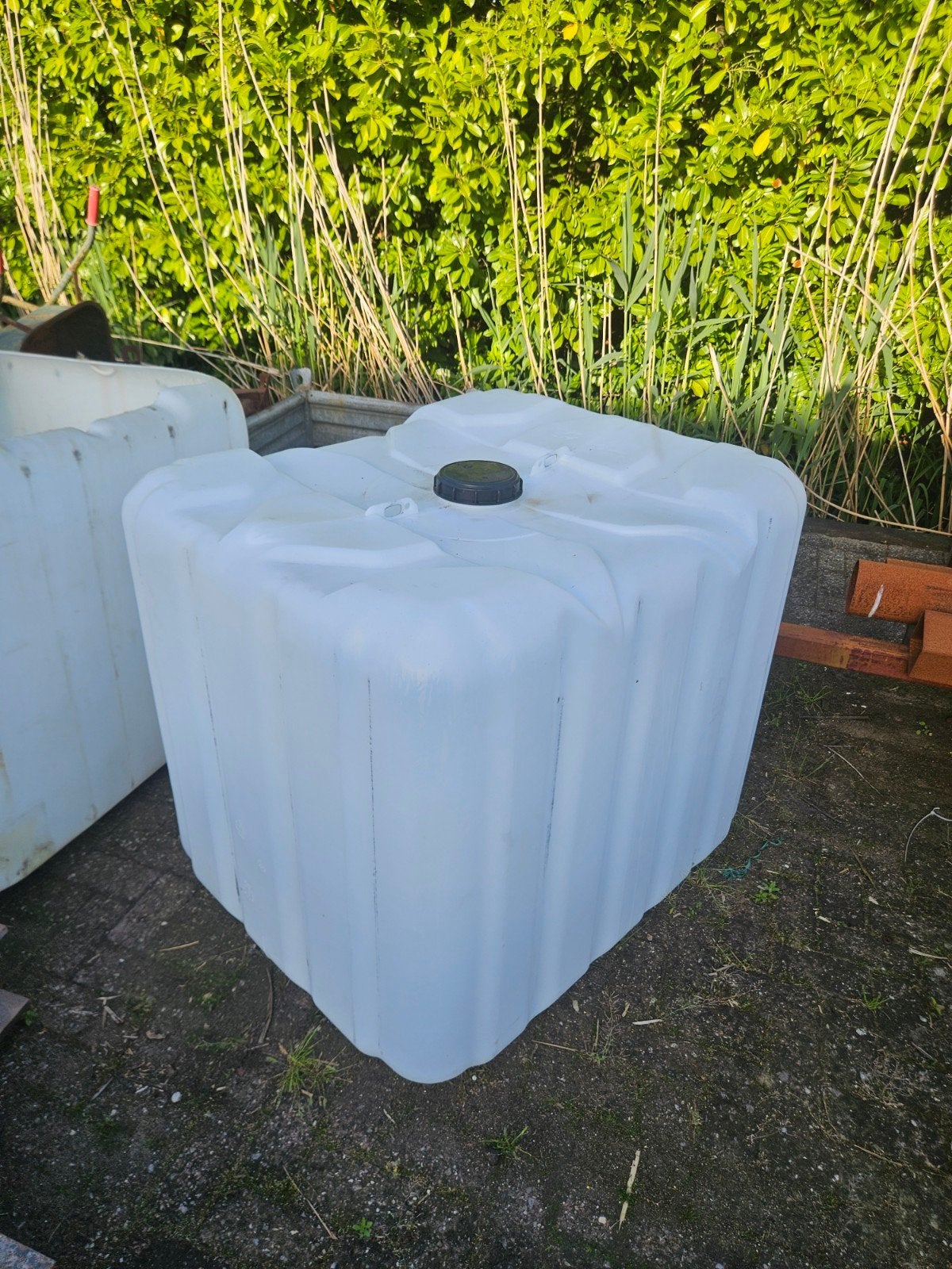 Grote kunststof tank met kraan (IBC vat), Tuin en Terras, Regentonnen, Ophalen, Kunststof, Met kraantje, 150 liter of meer