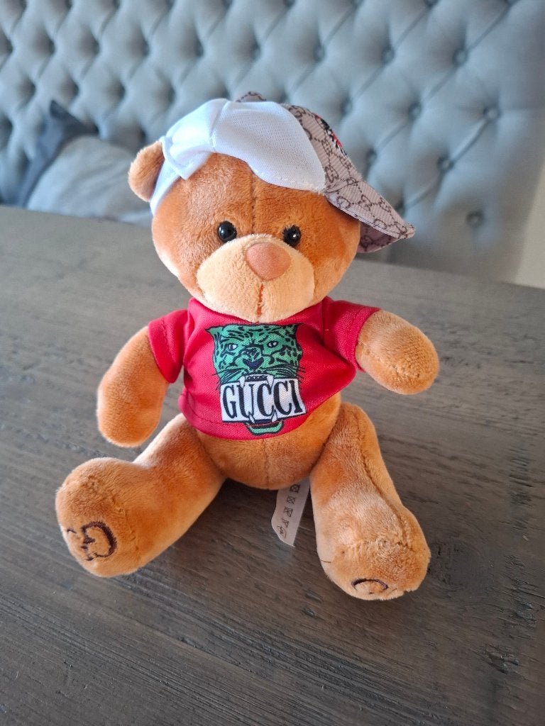 Schattige teddybeer met Gucci shirt en petje 20 cm, Ophalen of Verzenden, Zo goed als nieuw, Overige typen