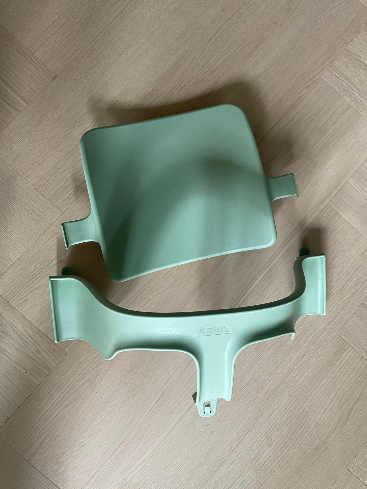 Stokke Tripp Trapp Baby Set - Saliegroen, Kinderen en Baby's, Kinderstoelen, Ophalen, Gebruikt, Meegroeistoel, Gordel(s)