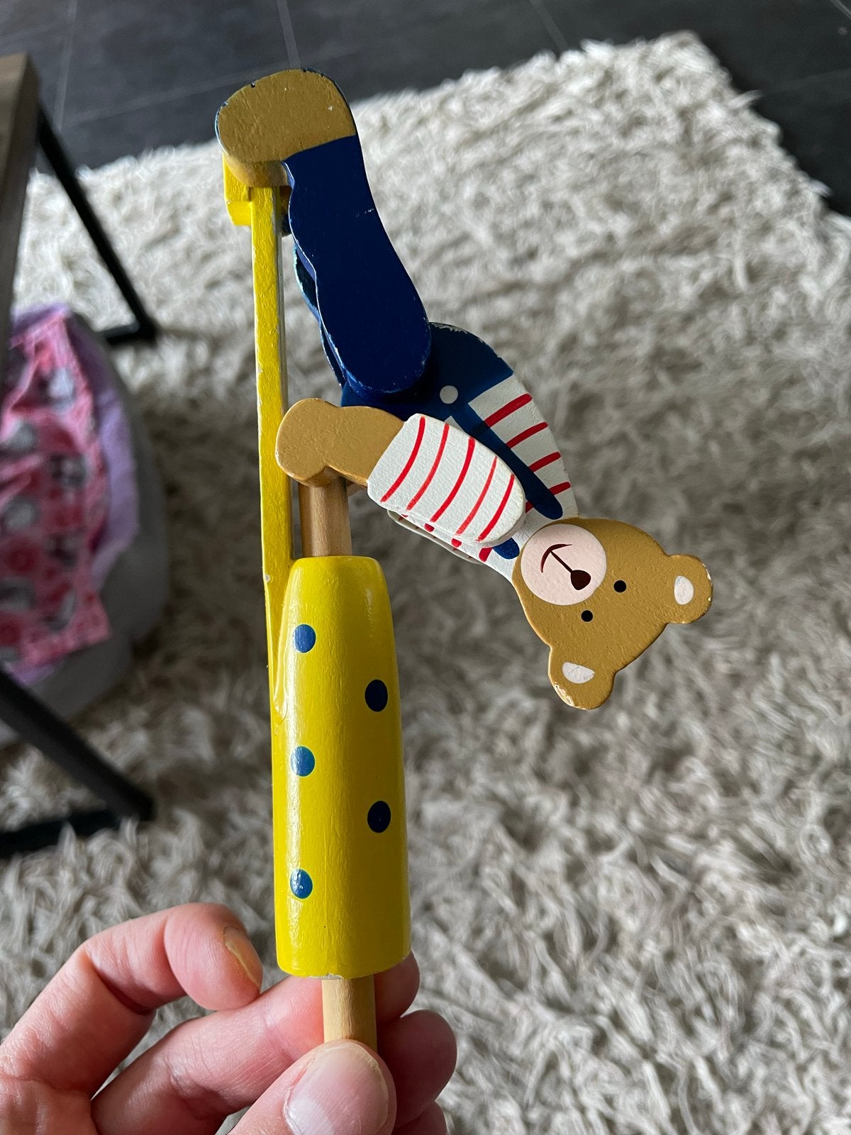 Houten duwstok met klimmende beer, Kinderen en Baby's, Ophalen of Verzenden, Nieuw, Duw- of Trekspeelgoed