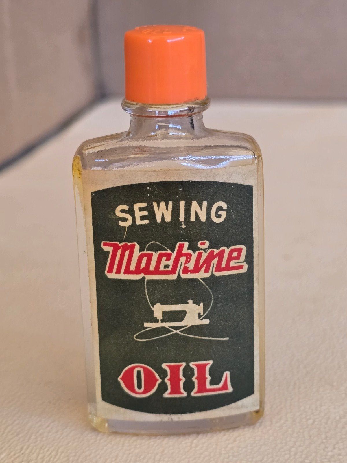 Vintage Naaimachine Olie Flesje - Decoratief Item, Verzenden, Gebruikt, Toebehoren, Overige merken