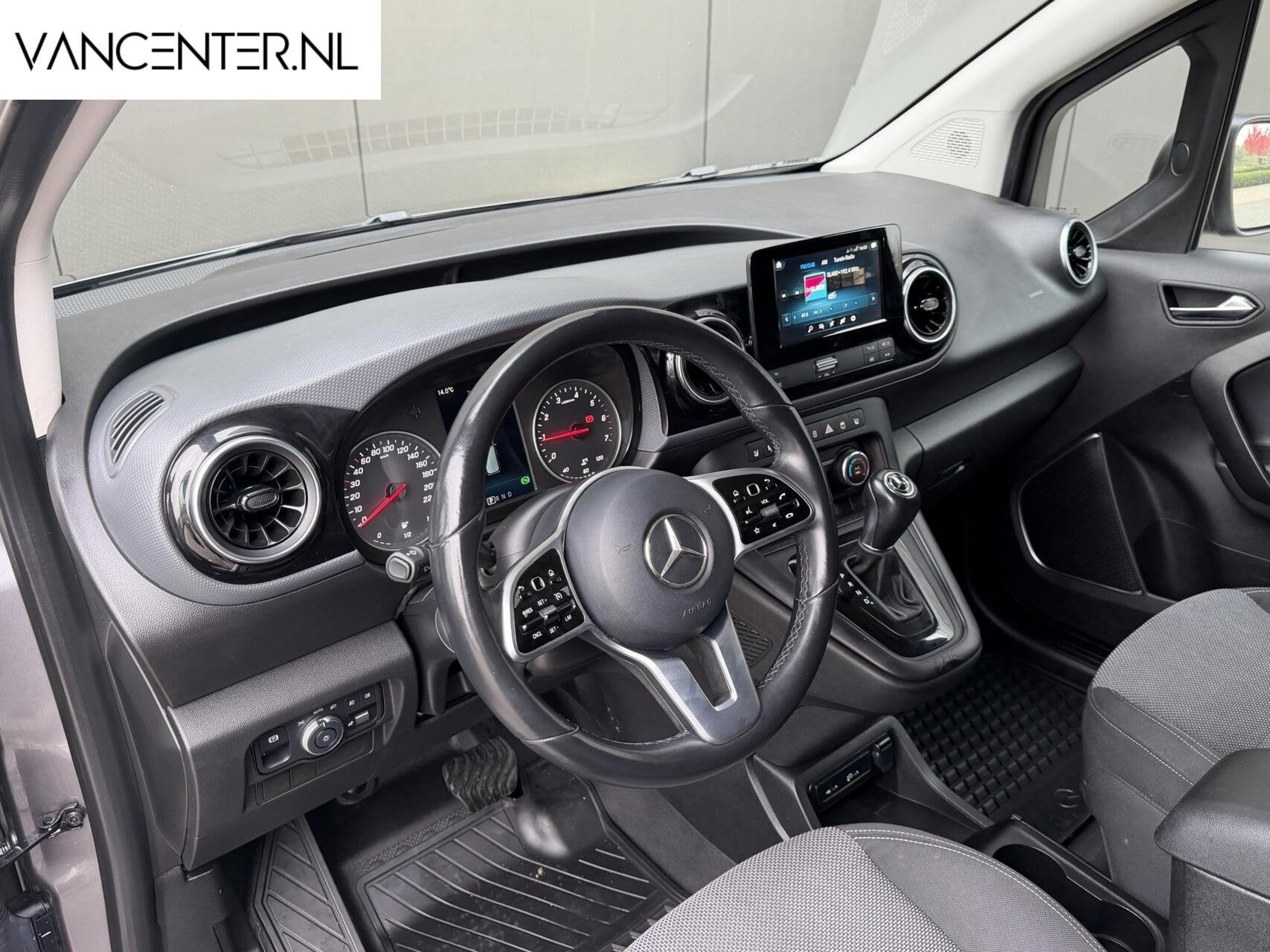 Mercedes Citan 113 Benzine Automaat Carplay LED Airco PDC, Gebruikt, Mercedes-Benz, Bedrijf, 2 stoelen