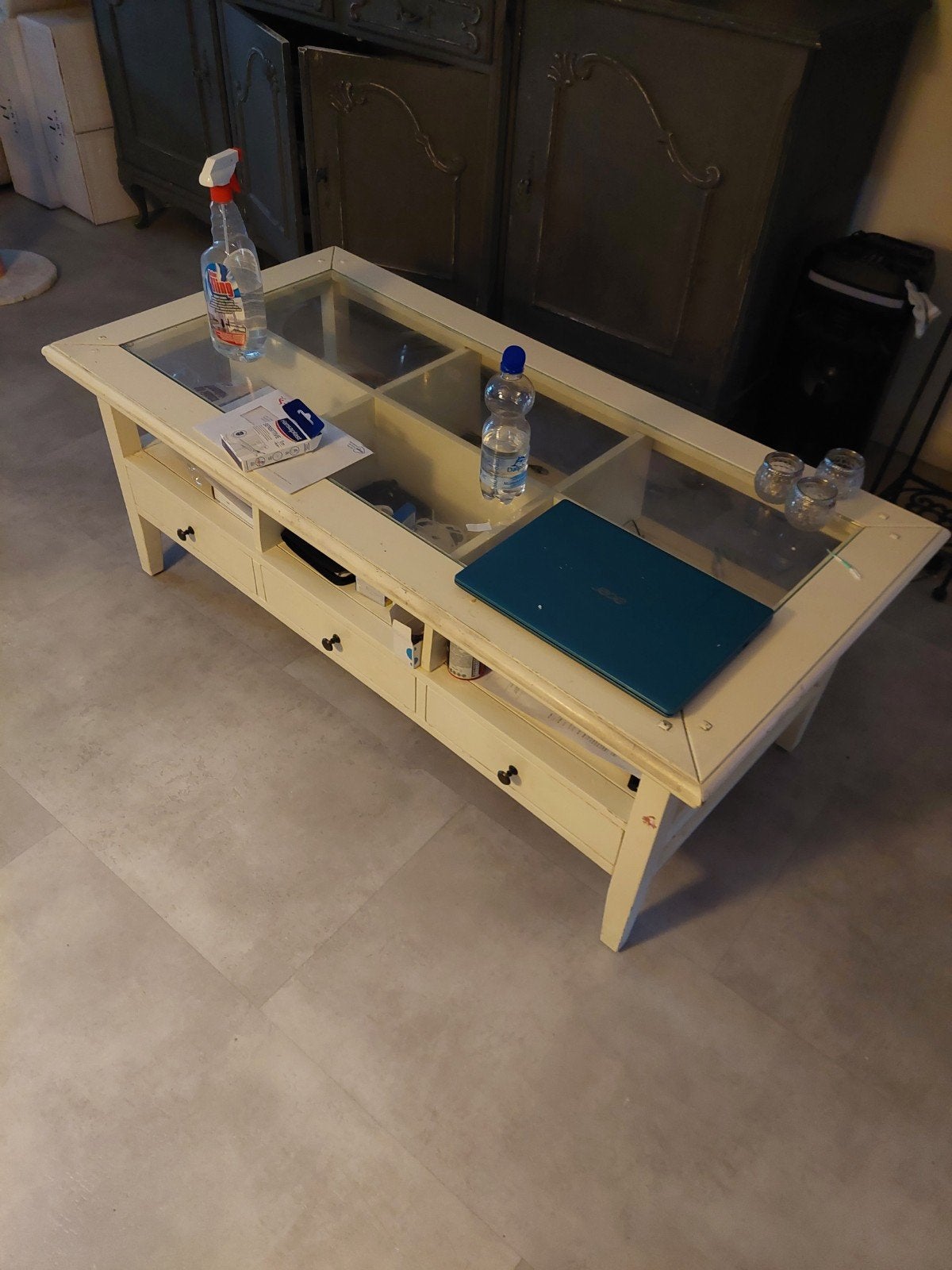 Salontafel met glazen blad en lades gratis af te halen, Huis en Inrichting, Tafels | Salontafels, Gebruikt, 100 tot 150 cm, Glas