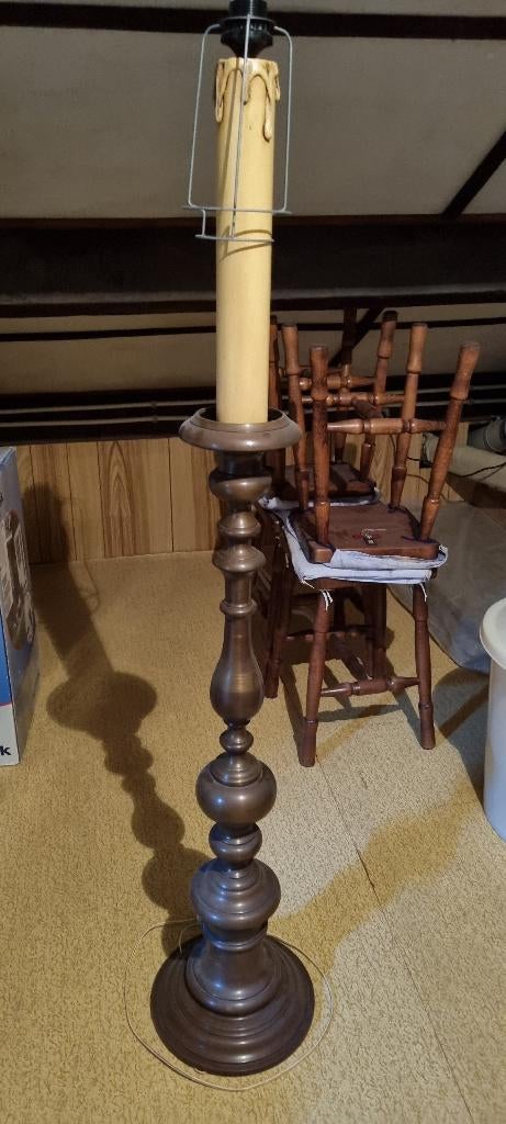 Bronzen staander voor schemerlamp, Ophalen, Brons