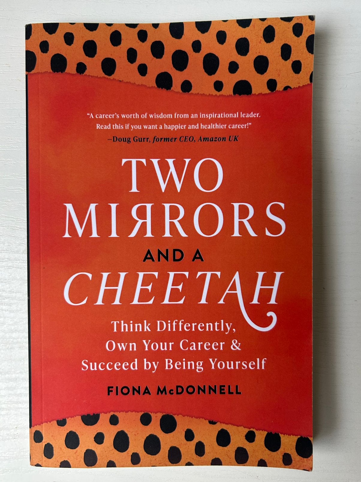Two Mirrors and a Cheetah Fiona McDonnell, Boeken, Ophalen of Verzenden, Gelezen