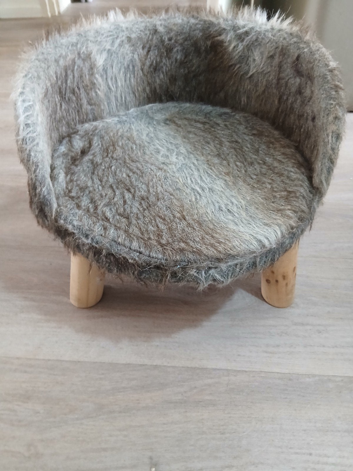 Katten stoeltje, Ophalen