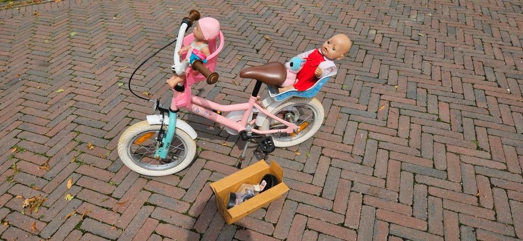Meisjesfiets 14inch

Leuke fiets met poppenzitje., 2cycle, Zijwieltjes, Gebruikt, Ophalen of Verzenden