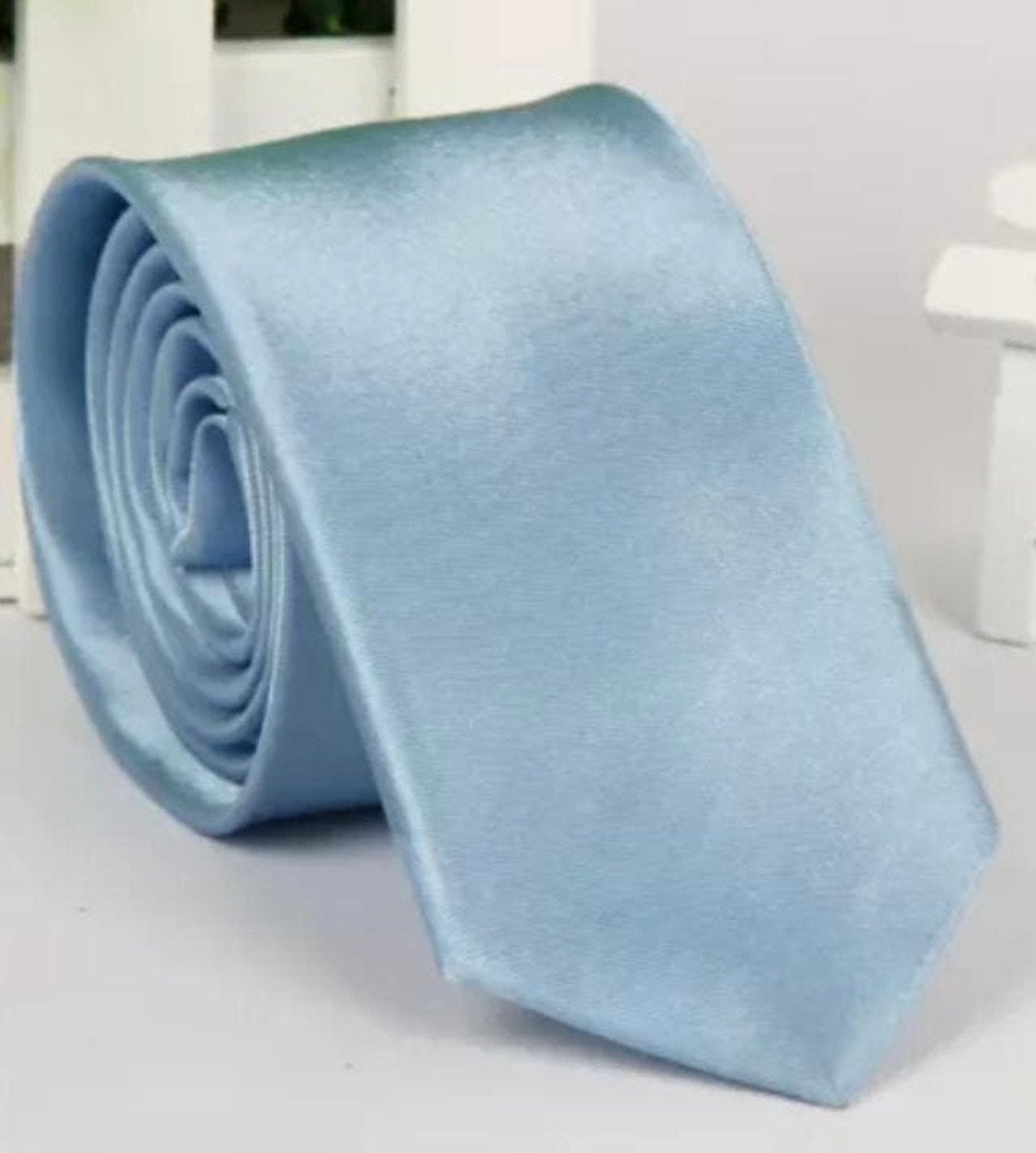 Nieuwe Slim Line Handgeweven Lichtblauwe Stropdas, Ophalen of Verzenden, Nieuw, Blauw, Effen