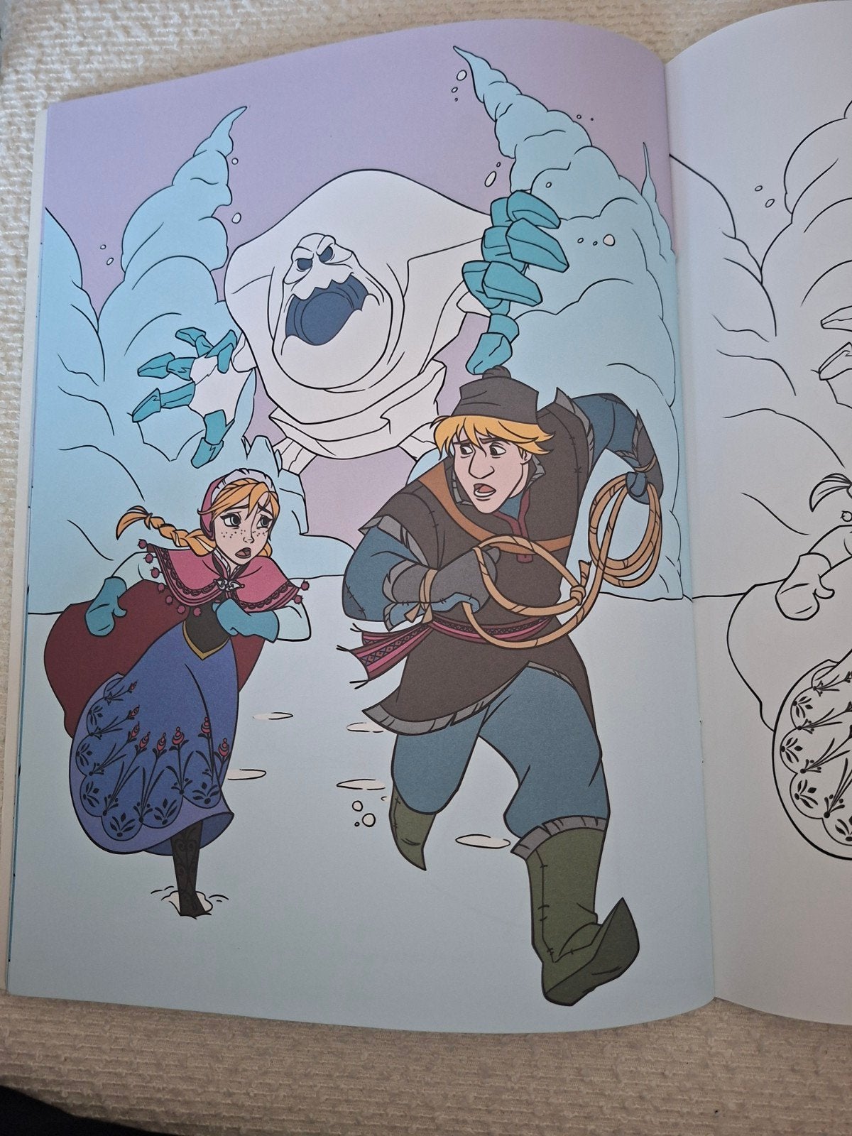 Groot Frozen pakket: kleurboek, stickervellen en meer, Ophalen of Verzenden, Zo goed als nieuw
