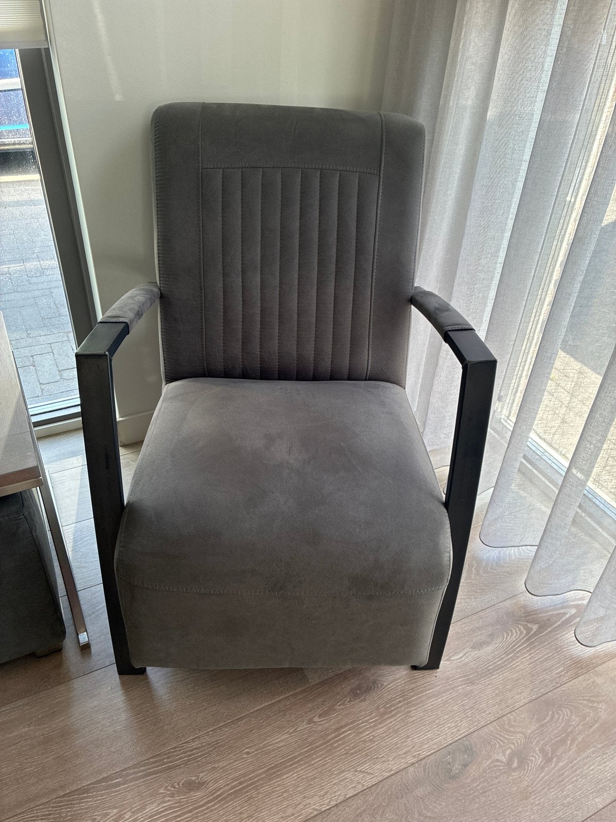 2x Grijze Fauteuil eventueel met voetenbank, Ophalen, 75 tot 100 cm, Zo goed als nieuw, Stof
