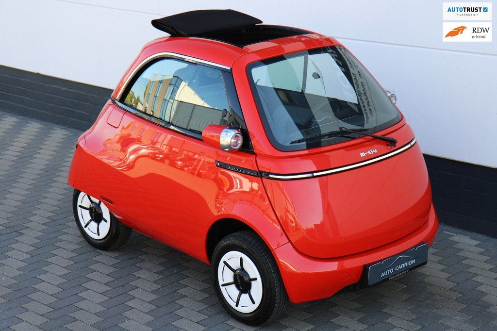 Micro Microlino L7 10,5 kWh Slechts 47KM BTW !, Auto's, Overige Auto's, 177 km, Zwart, Origineel Nederlands, 10 kWh