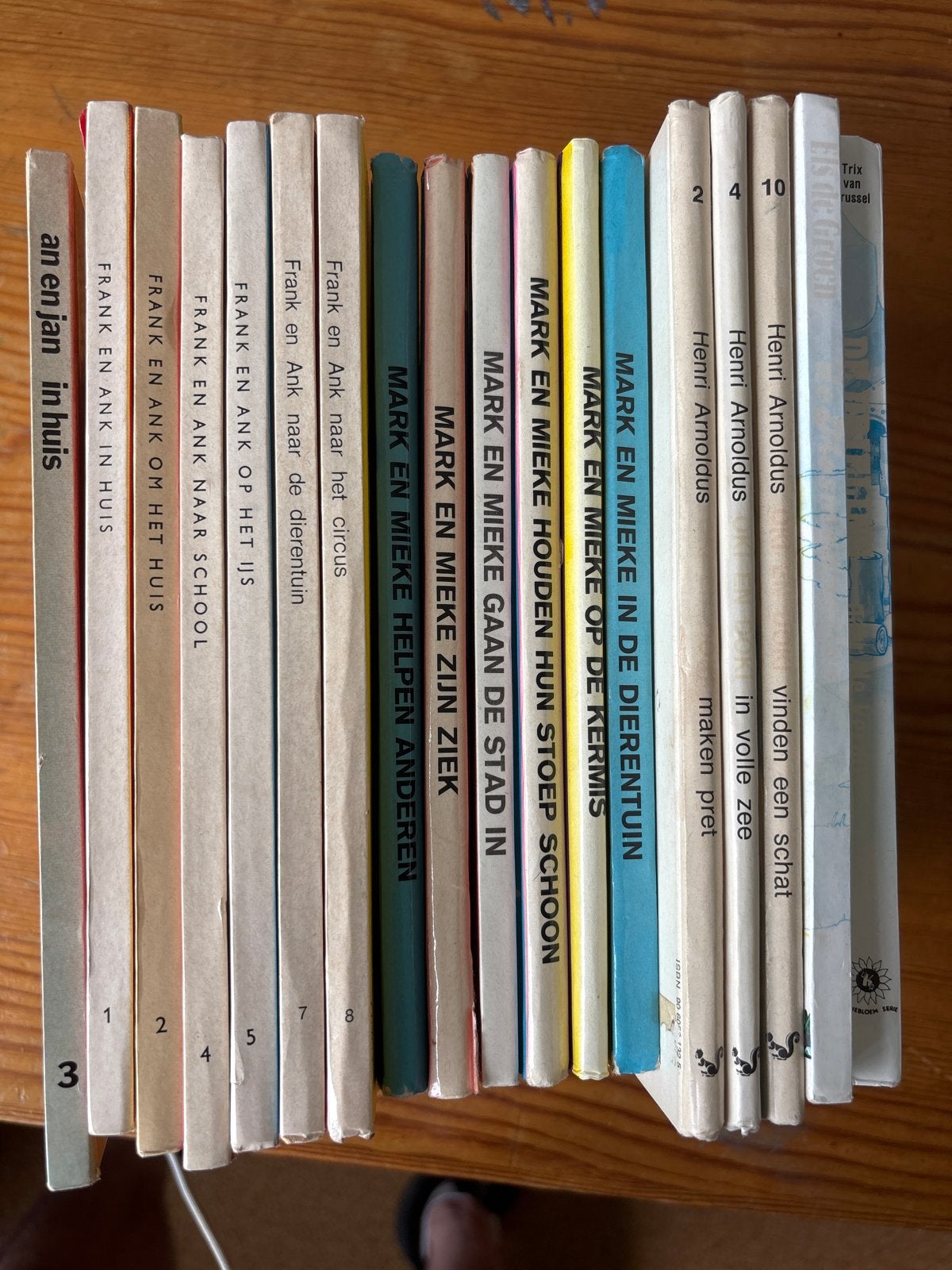 Grote collectie vintage kinderboeken (Frank en Anke, Oki en, Ophalen, Gelezen, Fictie algemeen