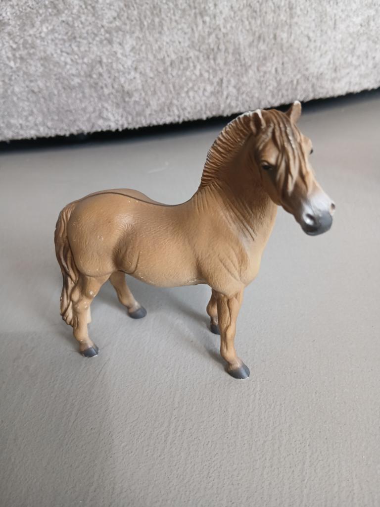 Schleich paard, Verzamelen, Dierenverzamelingen, Ophalen of Verzenden, Zo goed als nieuw, Paard, Beeldje of Figuurtje