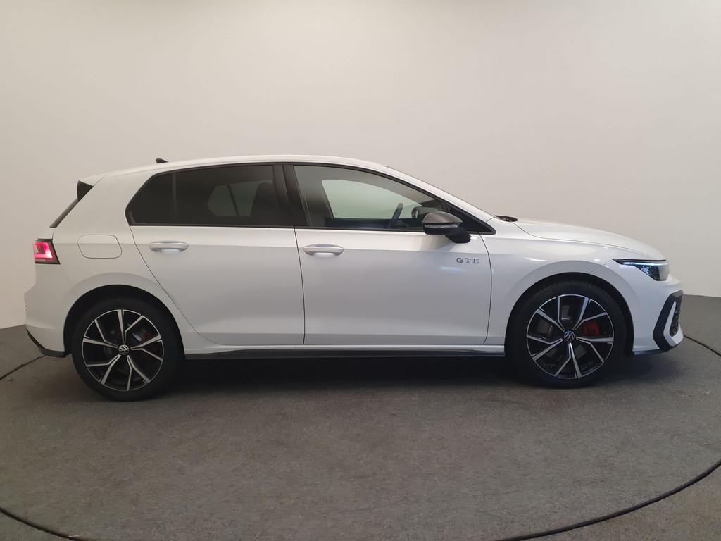 Volkswagen Golf GTE 1.5 eHybrid 272pk DSG/AUT Wegklapbare tr, Auto's, Volkswagen, 12 maanden, Stof, Zwart, 4 cilinders