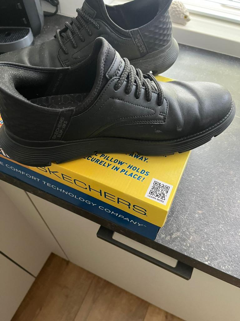 Skechers slip in maat 43, Kleding | Heren, Schoenen, Zwart, Ophalen of Verzenden, Sneakers of Gympen, Zo goed als nieuw