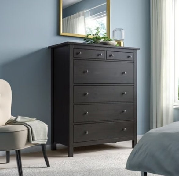 Ikea Hemnes ladekast zwartbruin hoog model, Ophalen, Gebruikt, 50 tot 100 cm, 3 of 4 laden