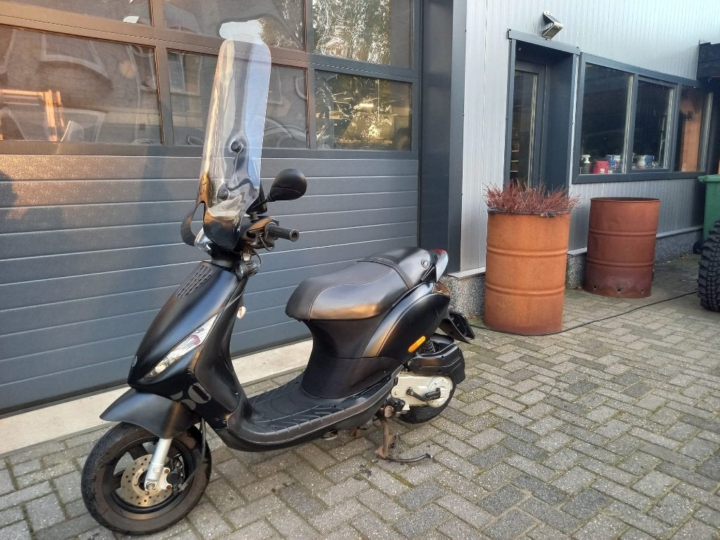 Nette betrouwbare Piaggio Zip 4T  2016, Ophalen, Piaggio, Gebruikt, Maximaal 45 km/u