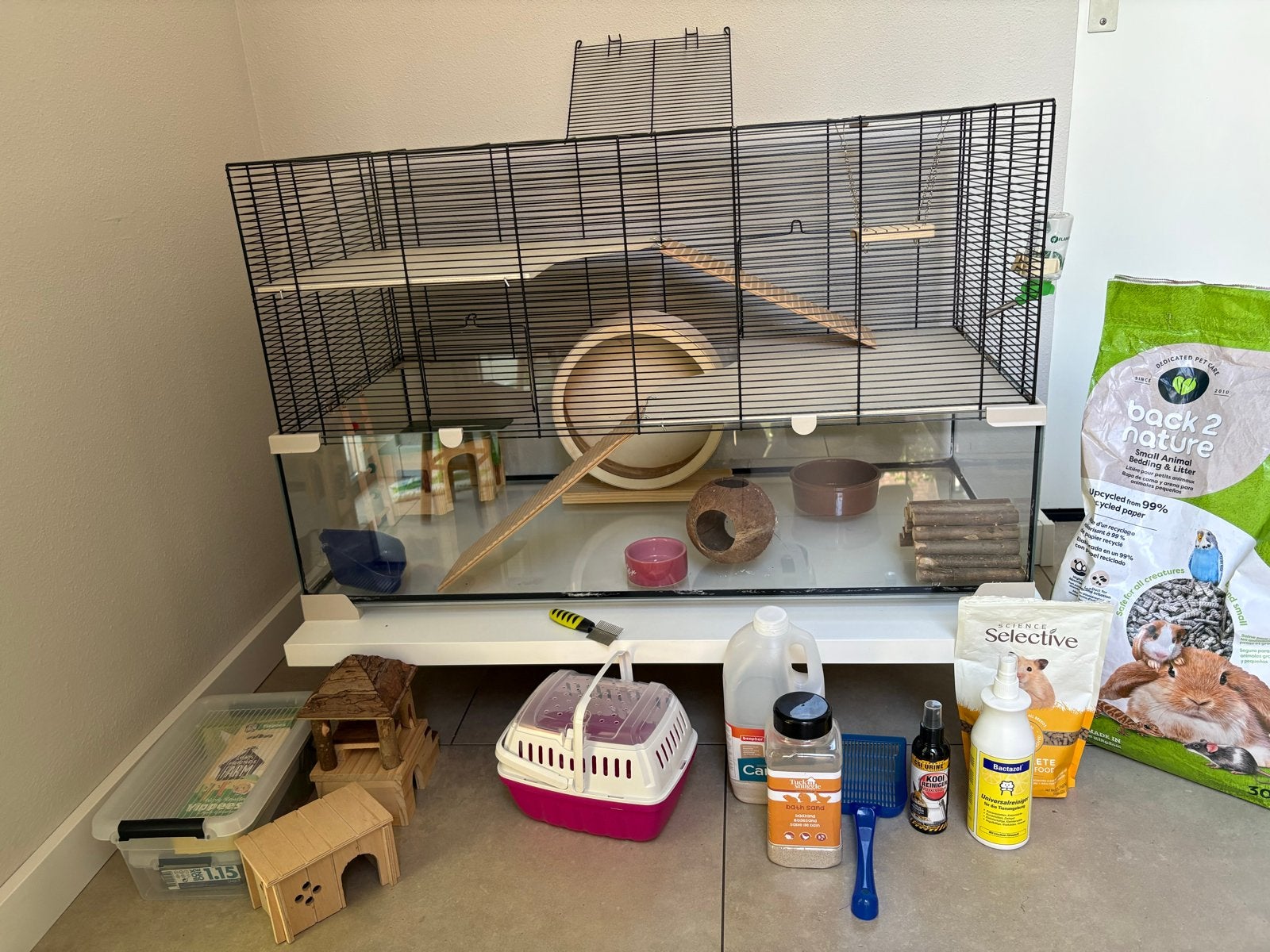 Complete hamsterkooi met toebehoren en tafeltje, Kooi, Gebruikt, Minder dan 75 cm, Hamster