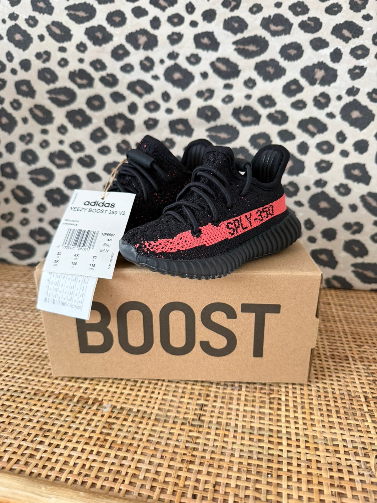 YEEZY BOOST 350 V2 INFANTS 20, Ophalen of Verzenden, Zo goed als nieuw, Jongetje of Meisje, Schoentjes