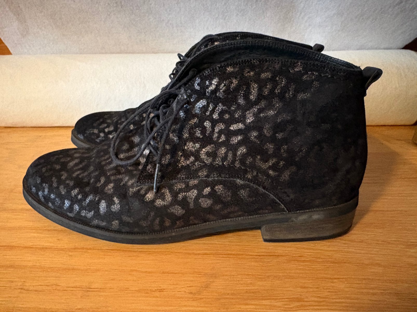 Durea boots mt 7 k (40 5), Verzenden, Zwart, Lage of Enkellaarzen, Gedragen