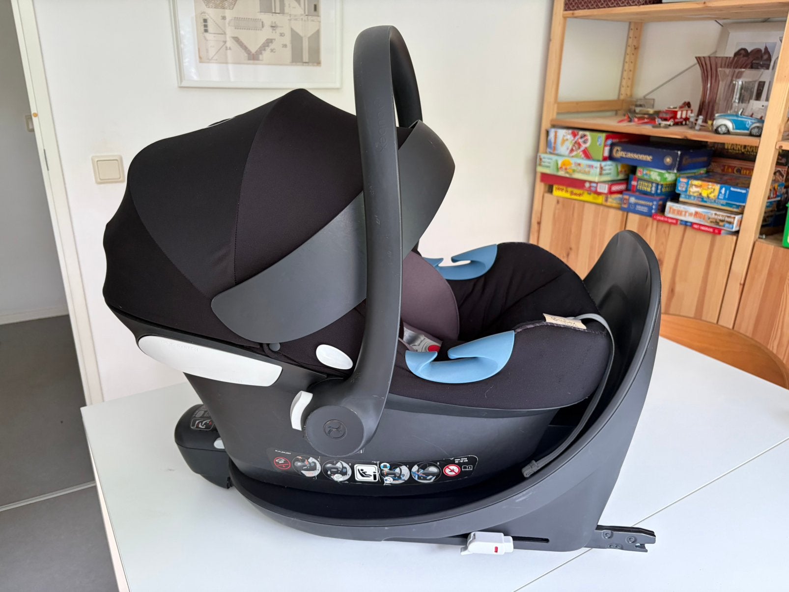 Cybex Aton M i-Size & Base M i-Size, Kinderen en Baby's, Autostoeltjes, Gebruikt, Overige merken, 0 t/m 13 kg, Isofix, Verstelbare rugleuning