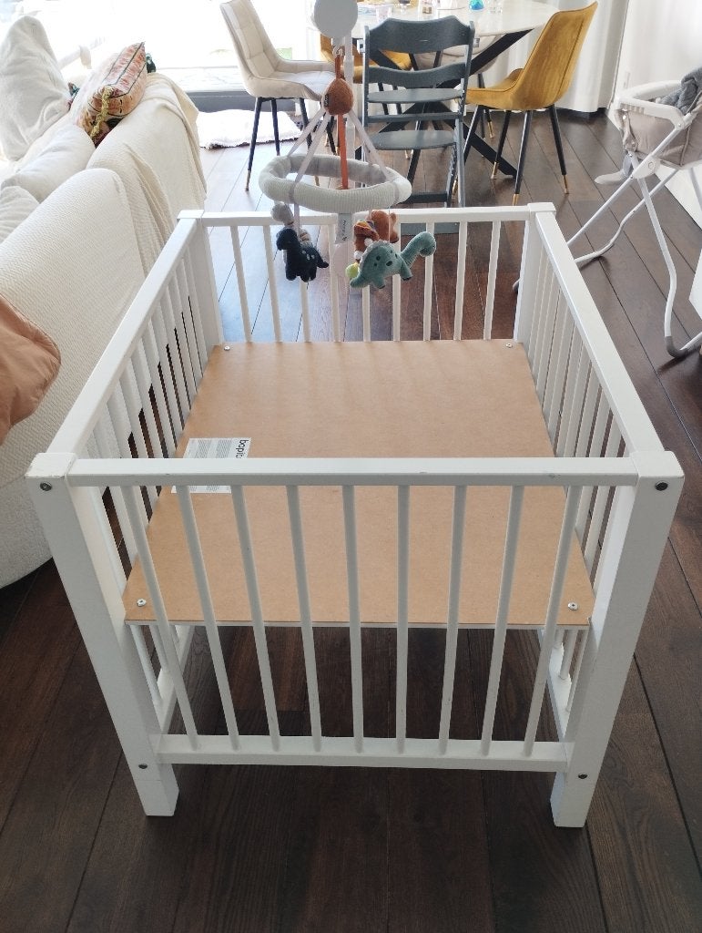 Bopita babybox inclusief boxkleed en Prénatal muziekmobiel, Ophalen, Gebruikt, Boxkleed