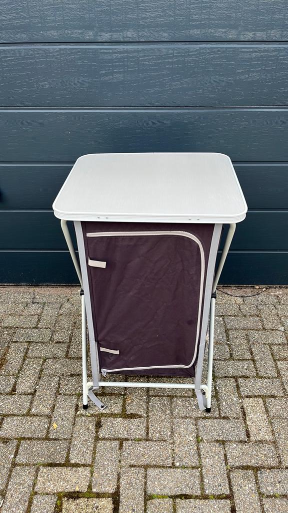 Handige Kampong kast - Ideaal voor camping en outdoor, Ophalen of Verzenden, Gebruikt, Campingkast