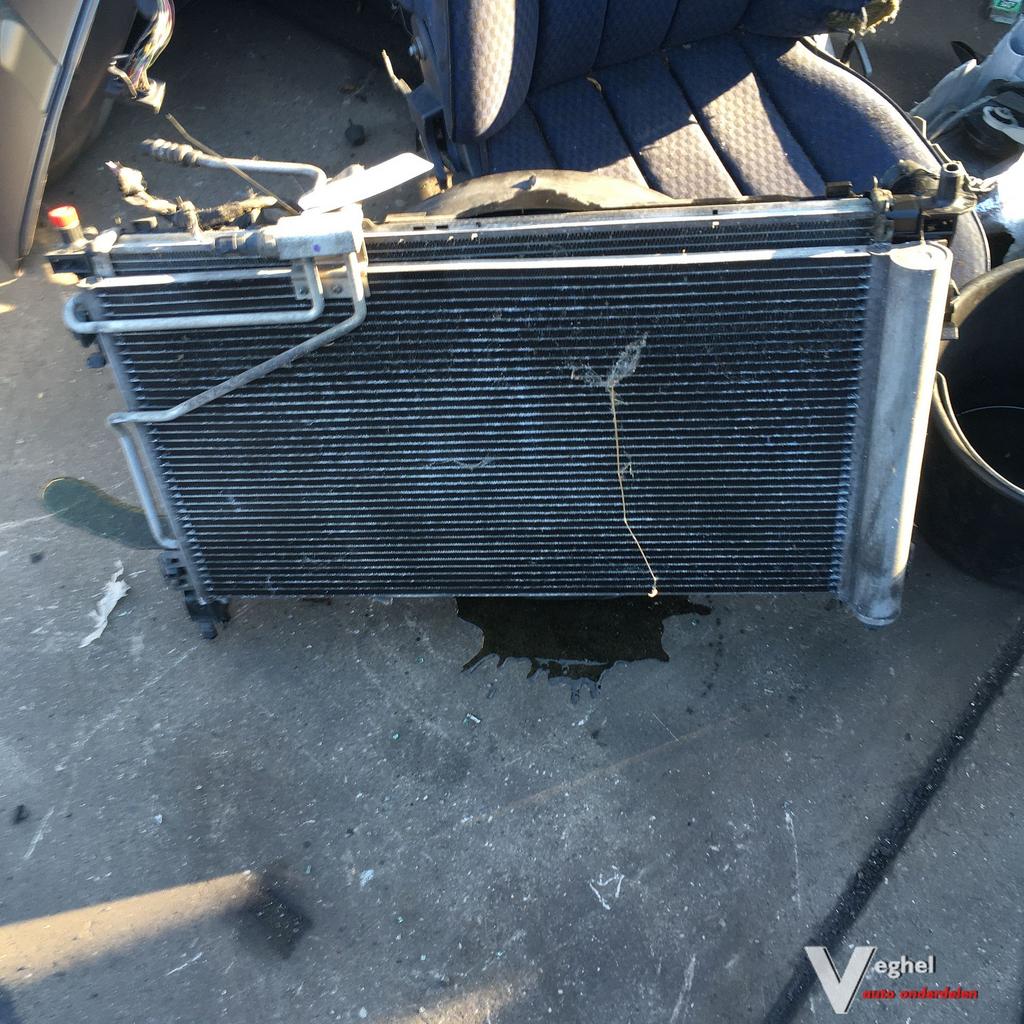 Mercedes C203 320 Benzine 2003   Radiateurpakket, Ophalen, Gebruikt, -, -
