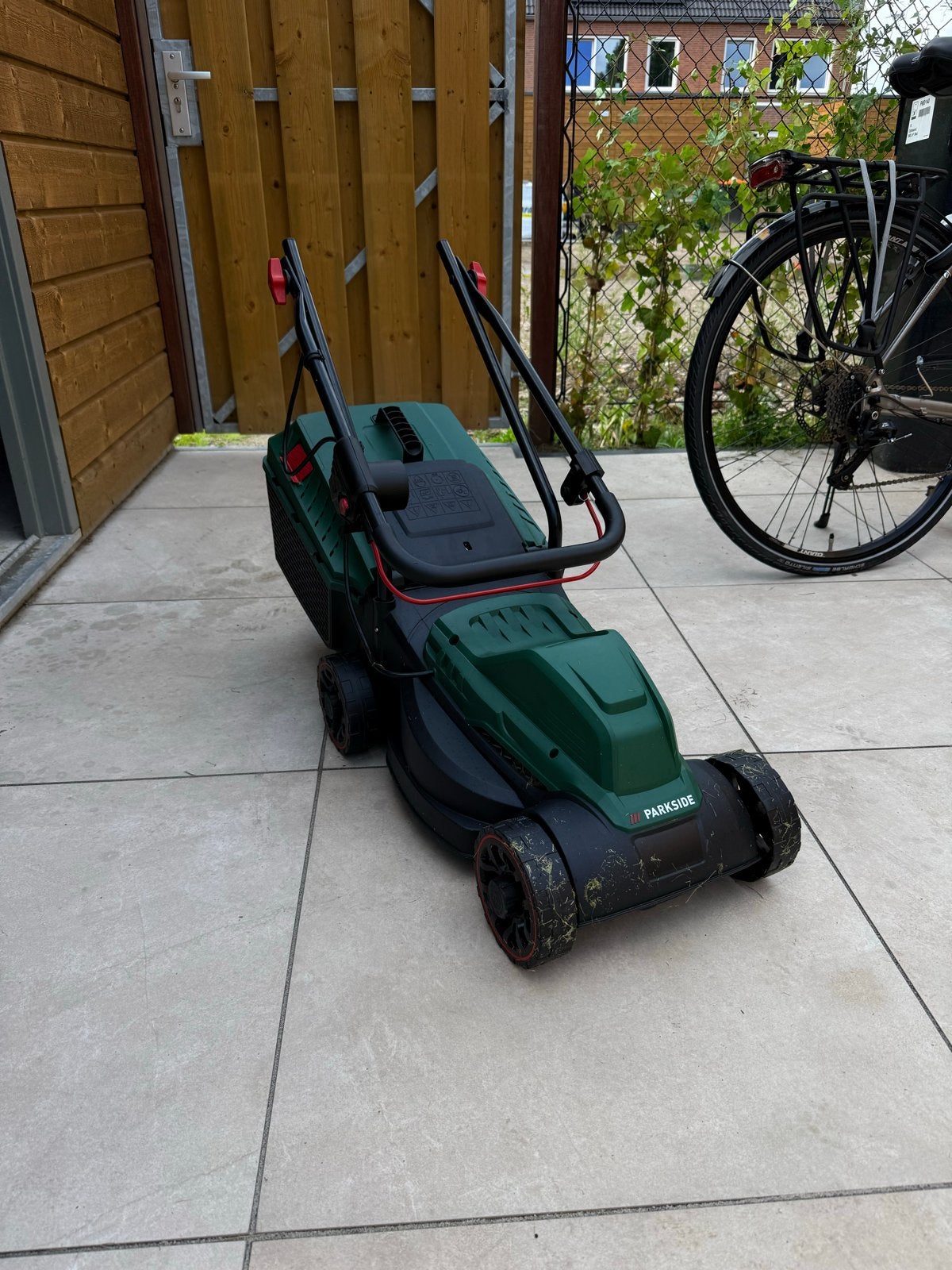Parkside elektrische grasmaaier - Zo goed als nieuw, Tuin en Terras, Ophalen, Cirkelmaaier, Elektrische grasmaaier, Zo goed als nieuw