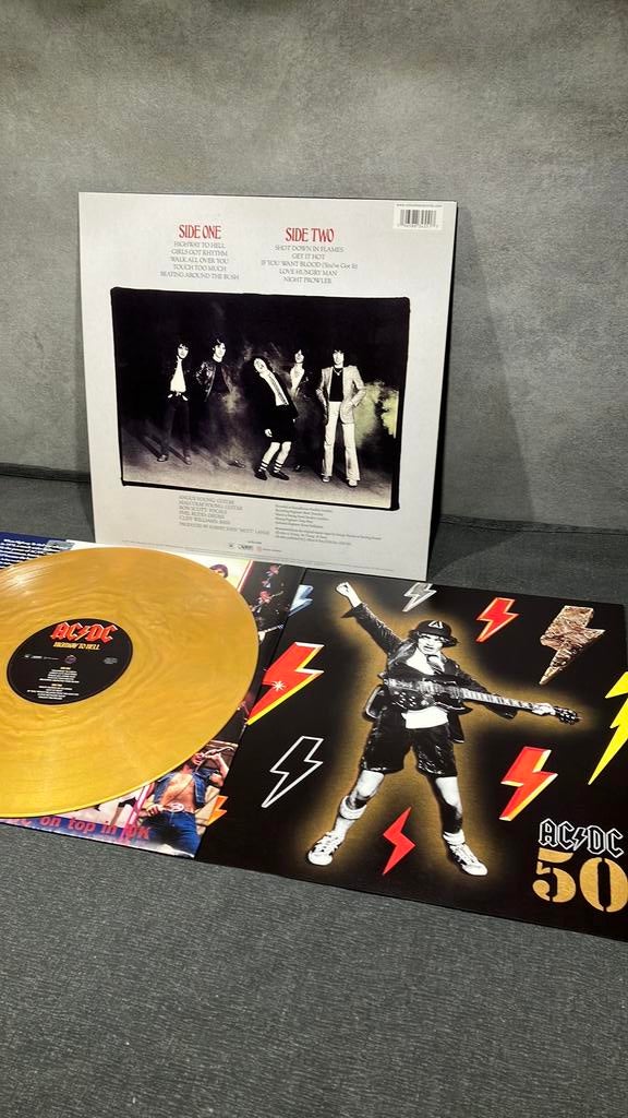 AcDc  Highway To Hell  50th Anniversary Edition, Ophalen of Verzenden, Zo goed als nieuw