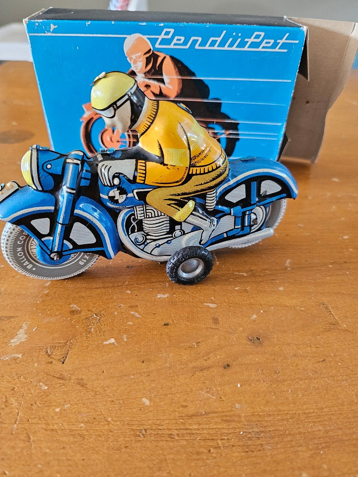 Vintage motor met rijder - PENDÜÜLET blikken speelgoed, Antiek en Kunst, Ophalen of Verzenden