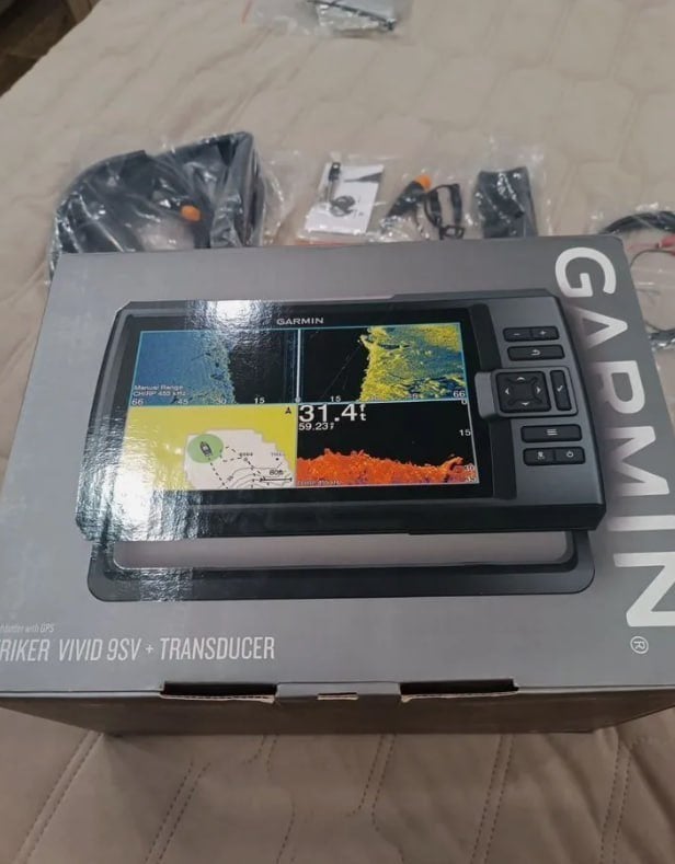 Garmin STRIKER Vivid 9sv Fishfinder inclusief GT52HW TM, Watersport en Boten, Ophalen of Verzenden, Zo goed als nieuw, Kaartplotter of Fish Finder