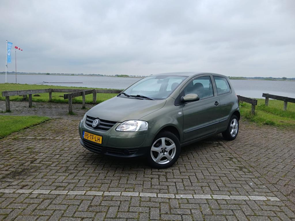 Volkswagen Fox 1.4 55KW 2006 Groen, Auto's, Voorwielaandrijving, 4 cilinders, 4 stoelen, Origineel Nederlands
