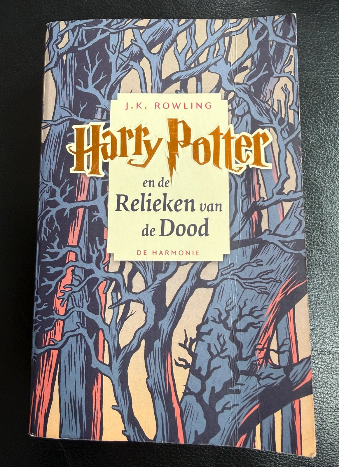 Harry Potter en de Relieken van de Dood -  paperback, Ophalen of Verzenden, Zo goed als nieuw, Fictie